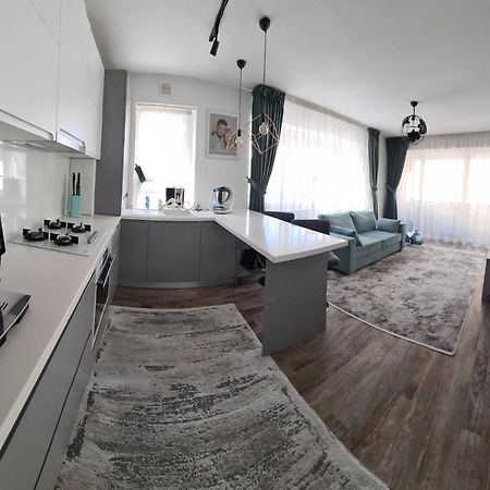 Apartament Coresimall Apartment Brașov Exterior foto